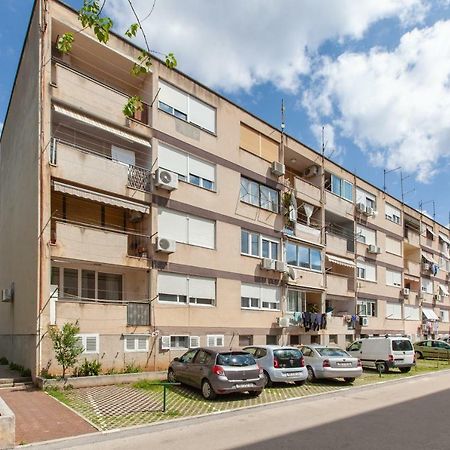 Apartment Gabriella Макарська Екстер'єр фото