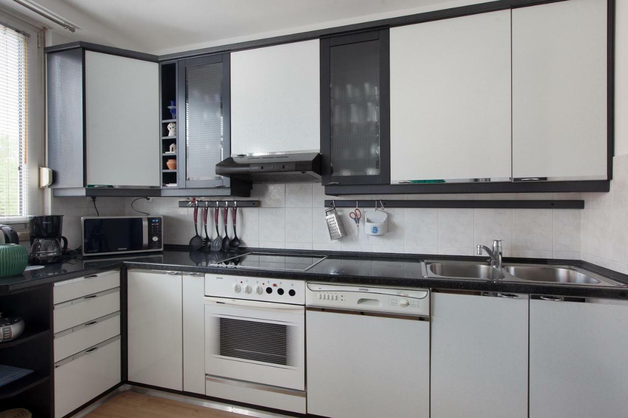 Apartment Gabriella Макарська Екстер'єр фото