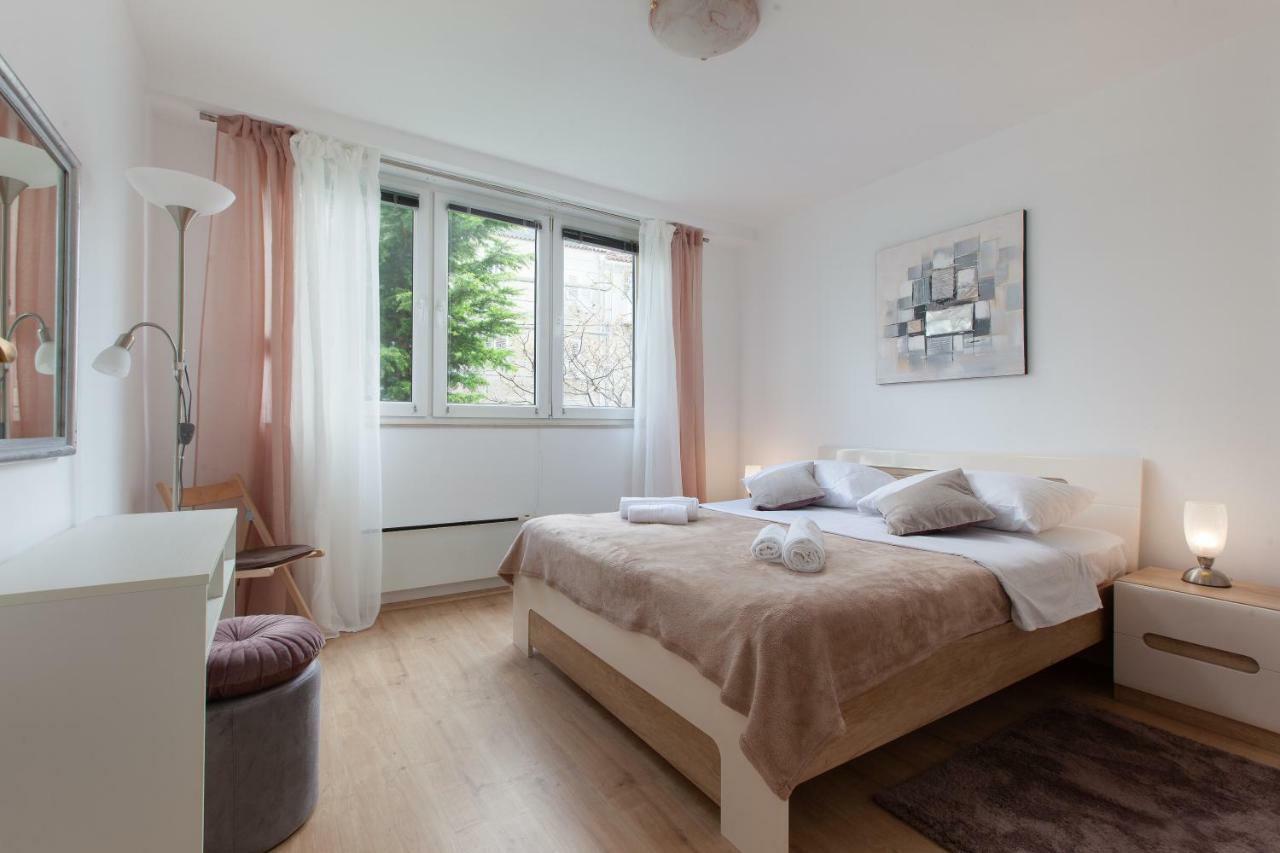 Apartment Gabriella Макарська Екстер'єр фото
