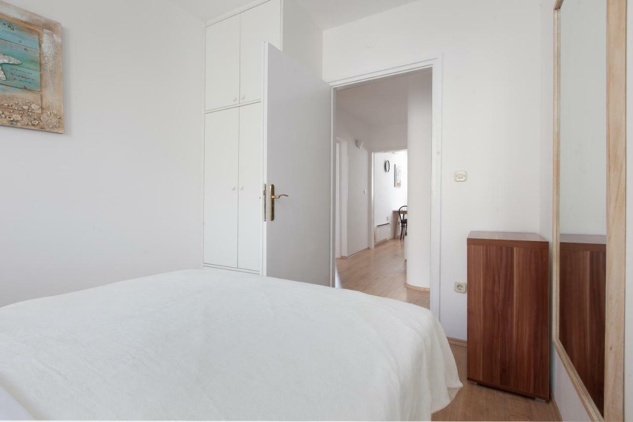 Apartment Gabriella Макарська Екстер'єр фото