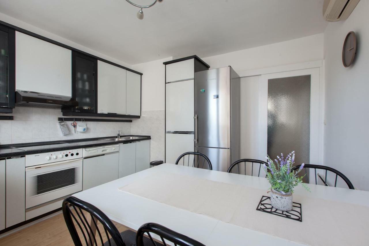 Apartment Gabriella Макарська Екстер'єр фото